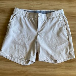 Under Armour UA Links khaki golf short